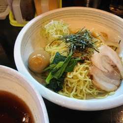 支那つけ麺700円＋味玉(ランチサービス)