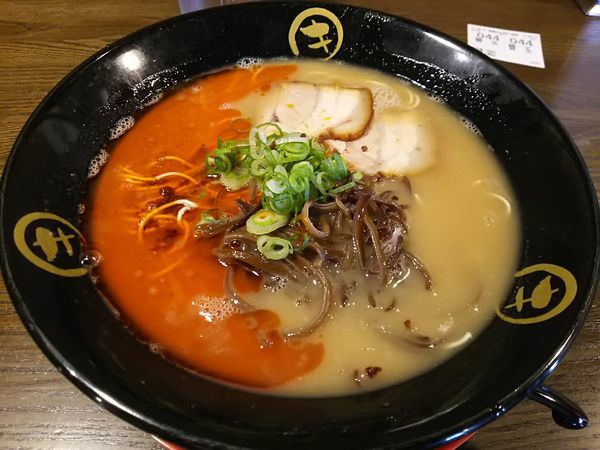 「本赤味　バリかた　＋替玉：粉おとし」@きまはち商店の写真