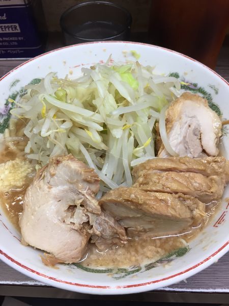 「小豚 少なめ」@ラーメン二郎 横浜関内店の写真