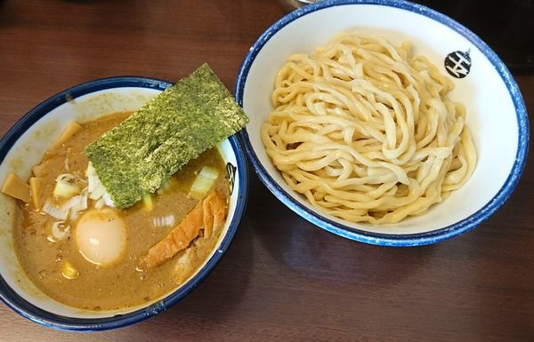 「インドのつけめん900（中盛）　味付玉子100」@つけめん 玉 本店の写真