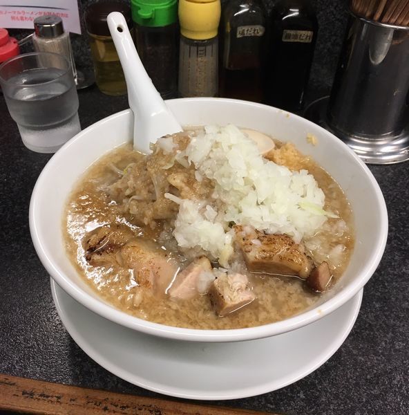 「醤油（麺半分・野菜少な目他￥750）」@らうめん さぶ郎の写真