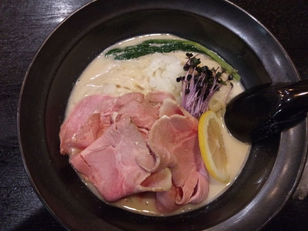 「山崎真鯛と羅臼昆布の冷やし白湯」@布施丿貫の写真