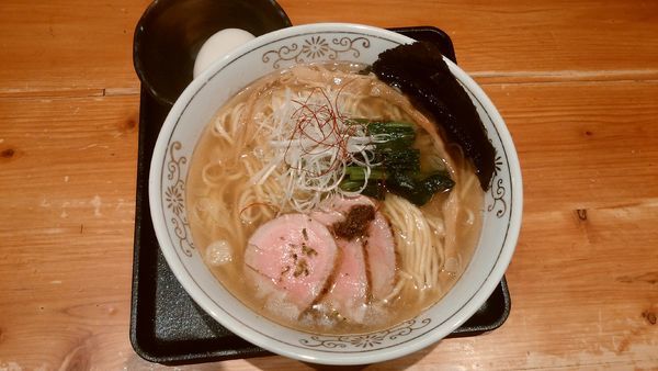 「塩そば大盛＋味玉」@中華そば 勝本の写真