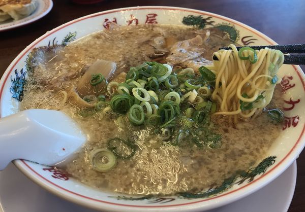 「特製醤油ラーメン(702円)」@京都北白川ラーメン 魁力屋 木更津店の写真