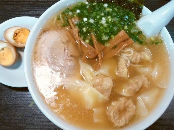 「雲呑麺＋醤蛋」@支那そば屋 こうやの写真