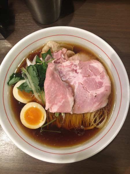 「特撰ラーメン 黒」@八咫烏の写真