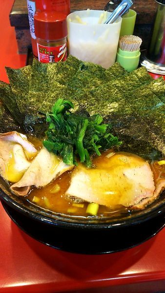 「チャーシュー麺(中盛り) 海苔」@環2家の写真