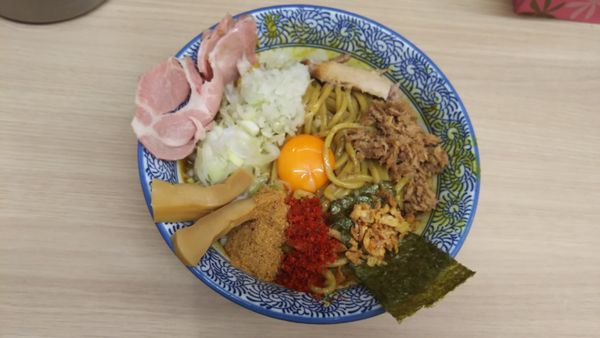 「カレーまぜそば 大」@狼煙 大宮店の写真