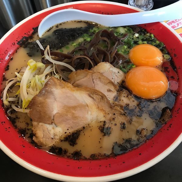 「玉子入りラーメン」@黒亭 本店の写真