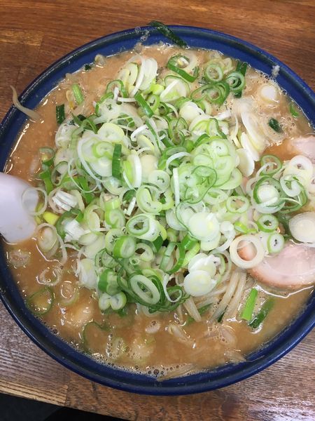 「味噌らーめんネギ多め」@らーめん弁慶 門前仲町店の写真