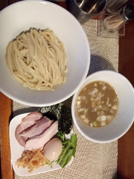「濃厚煮干しつけ麺+まぜ玉」@がふうあんの写真