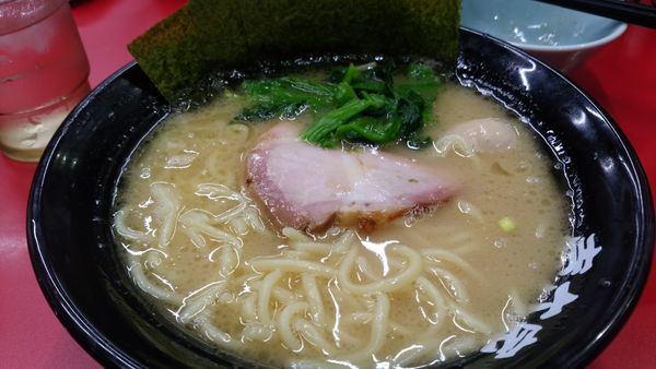 「塩ラーメン並７００円全部普通」@壱六家 上大岡店の写真