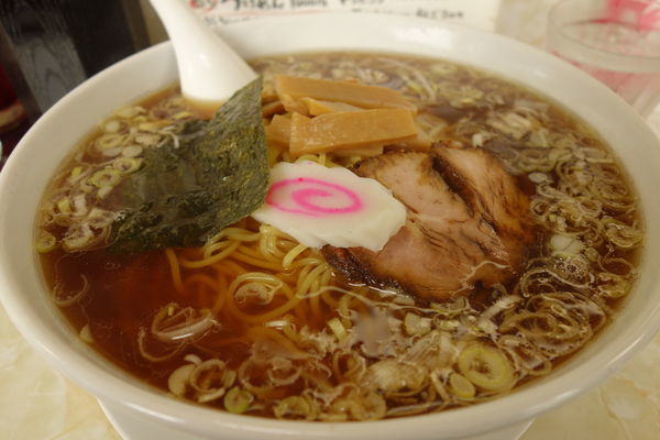 「中華そば750円」@弘前軒の写真