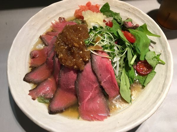 「ローストビーフの冷やし中華＋牛すじごはん」@中華蕎麦 瑞山（ZUIZAN）の写真