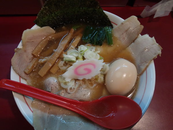 「喜多方醤油中華そば特製」@麺一盃の写真