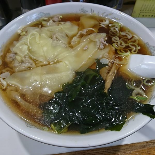 「ワンタンメン 700えん」@上海楼 浅間町支店の写真