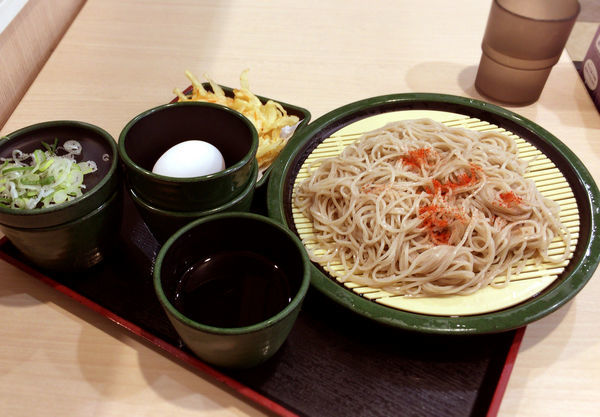 「朝そば(たまご/330円)+わかめ(クーポン)」@ゆで太郎 環七西瑞江店の写真