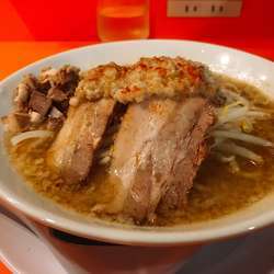 豚骨にぼ一朗半