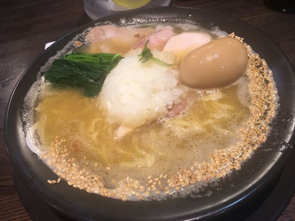 「鳥白湯醤油」@麺屋 時茂 西川口店の写真