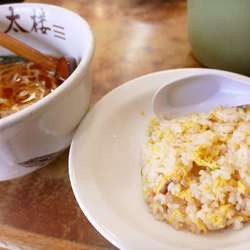 ラーメン＋ミニ炒飯セット¥860