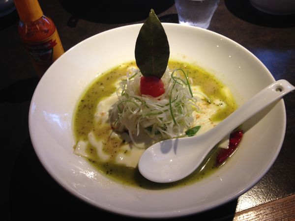 「バジルdeグリーン味噌 チーズトッピング 大盛り」@麺 藏藏の写真