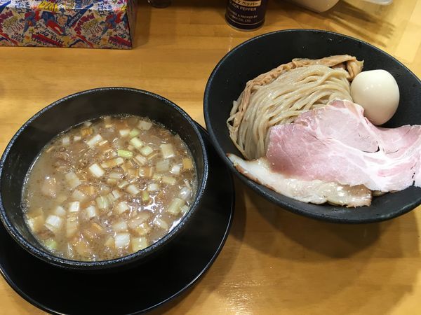 「濃厚つけ麺＋味玉」@自家製中華そば 麺の虜の写真