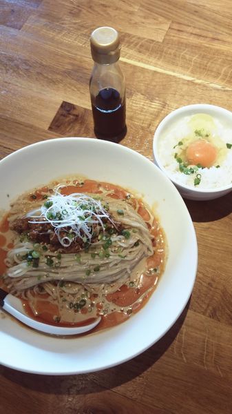 「限定冷し豆乳担々麺900円＋卵かけごはん200円」@麺.SUZUKiの写真