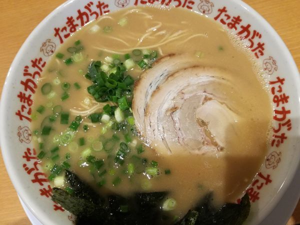 「らぁめん＋替玉」@九州大分らぁめん たまがった 西口店の写真
