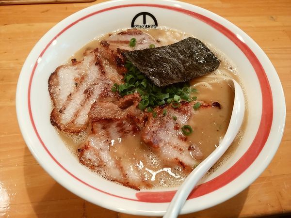 「鶏醤油チャーシューラーメン」@らーめん 田の写真