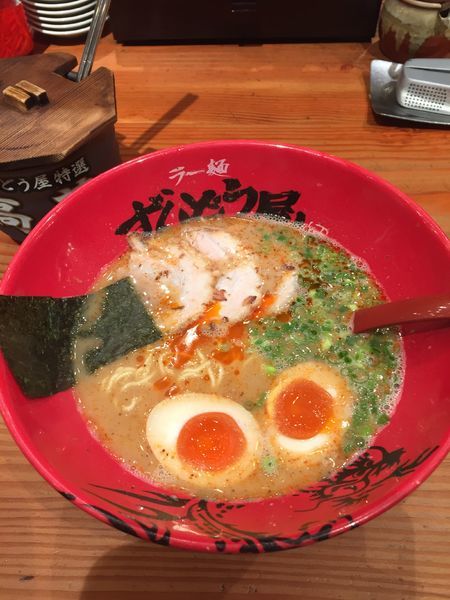 「味玉HOTラーメン ¥900」@ラー麺 ずんどう屋 東住吉今川店の写真