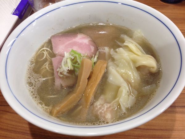 「ワンタン中華そば」@中華そば 西川の写真