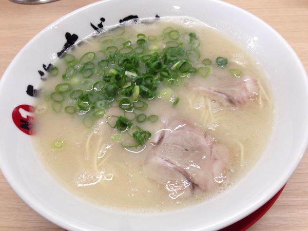 「長浜ラーメン + チャーハン」@長浜ナンバーワン 東京大岡山店の写真