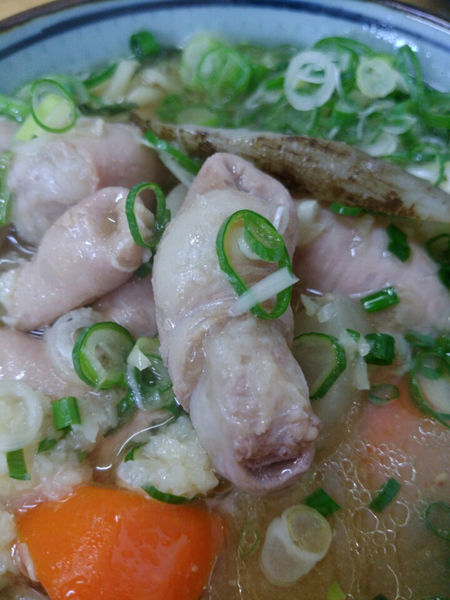 「牛丸腸モツラーメンＤ＋馬刺し、餃子」@MENYA 食い味の道有楽の写真