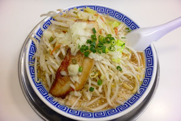 「らーめん¥750」@らーめん 凌駕の写真