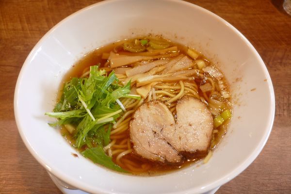 「醤油ら～麺¥750」@らーめん 子うさぎ 大塚店の写真