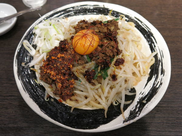 「担々まぜそば(9月限定)：900円」@つけめんTETSU 六本木ヒルズ店の写真