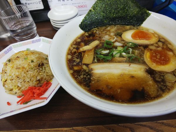 「竹岡屋味玉ラーメンの半チャーハンセット750円」@竹岡屋 木更津店の写真