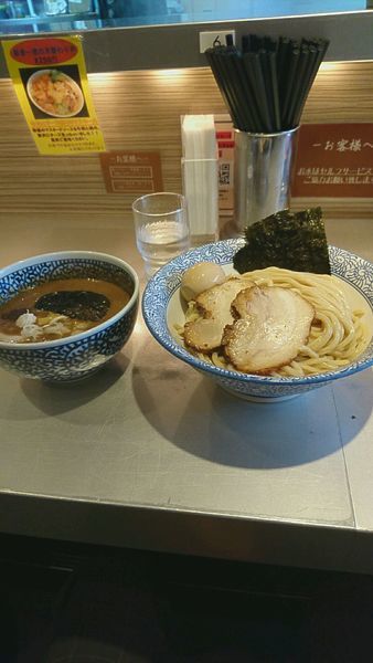 「特製濃厚魚介つけ麺(大盛)」@豚骨一燈の写真