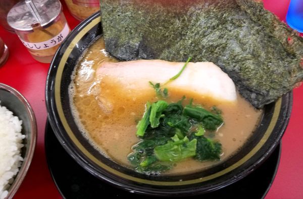 「ラーメン590円+海苔100円+ライス120円」@家系ラーメン 王道 いしいの写真