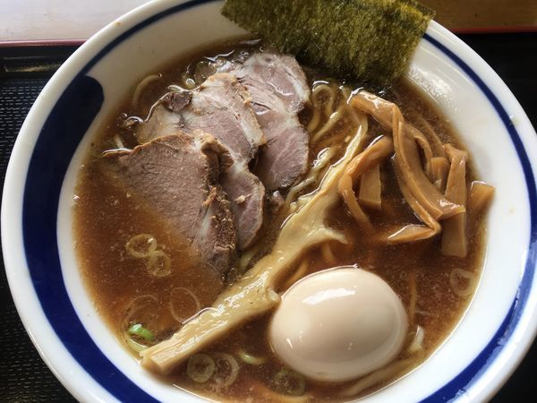 「うさぎらーめん［中盛り］」@らーめん うさぎやの写真