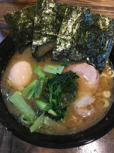 「ラーメン＋味玉」@家系ラーメン クックらの写真