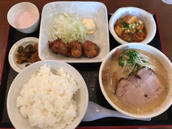 「みそ伝セット 700円」@ラーメン みそ伝 仙台東店の写真