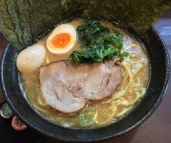 「ラーメン＋たまご＋のり（￥650＋￥50＋￥50）」@鈴の家の写真