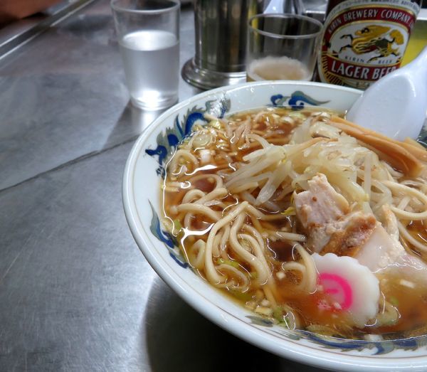 「ラーメン＋モヤシ（500円）＋キリンラガー中瓶（500円）」@中華そば みたかの写真