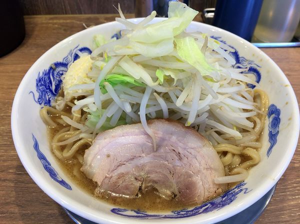 「ラーメン大 ヤサイちょいマシニンニク（780円）」@ジャンクガレッジ 狭山店の写真