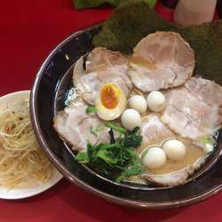 中盛ネギチャーシューメン