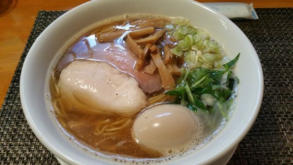 「煮干そば(700円)+味玉(100円)+肉ごはん(200円)」@寛～くつろぎ～の写真