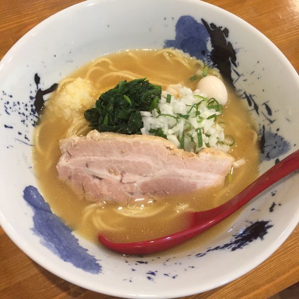 「ラーメン (半ライス無料) ￥780」@ラーメン カワタカの写真