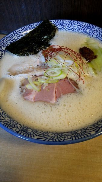 「濃厚鶏豚ソバ(750円)」@鶏豚骨 一學の写真