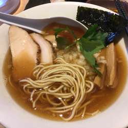 あっさり淡麗煮干中華そば